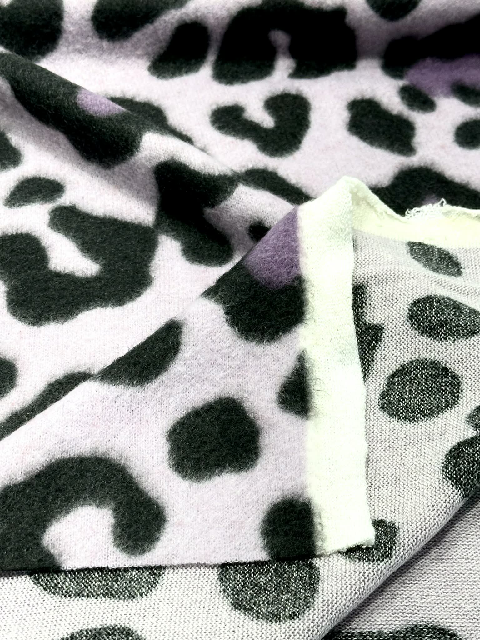(BRUSHED SWEATER KNIT) PURPLE AND BLACK CHEETAH
