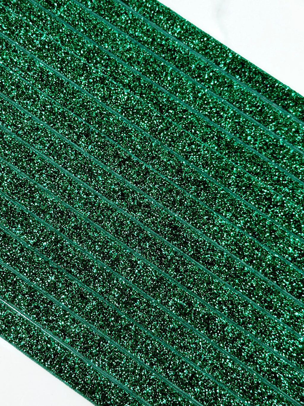 (TRIM) 3/8 ELASTIC EMERALD GREEN SHIMMER