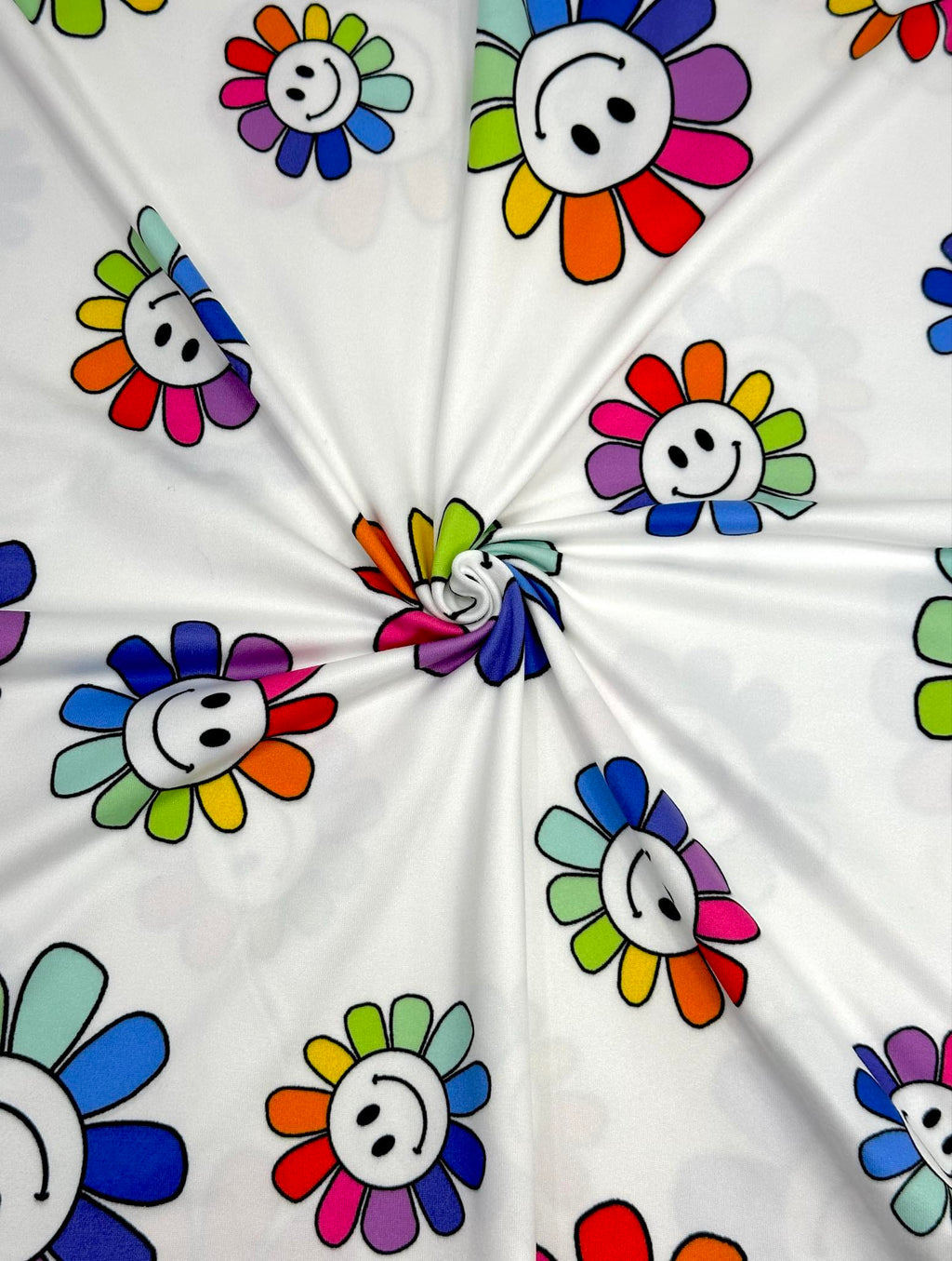 (DBP) HAPPY FACE RAINBOW DAISY FLOWERS ON OFF WHITE(1)
