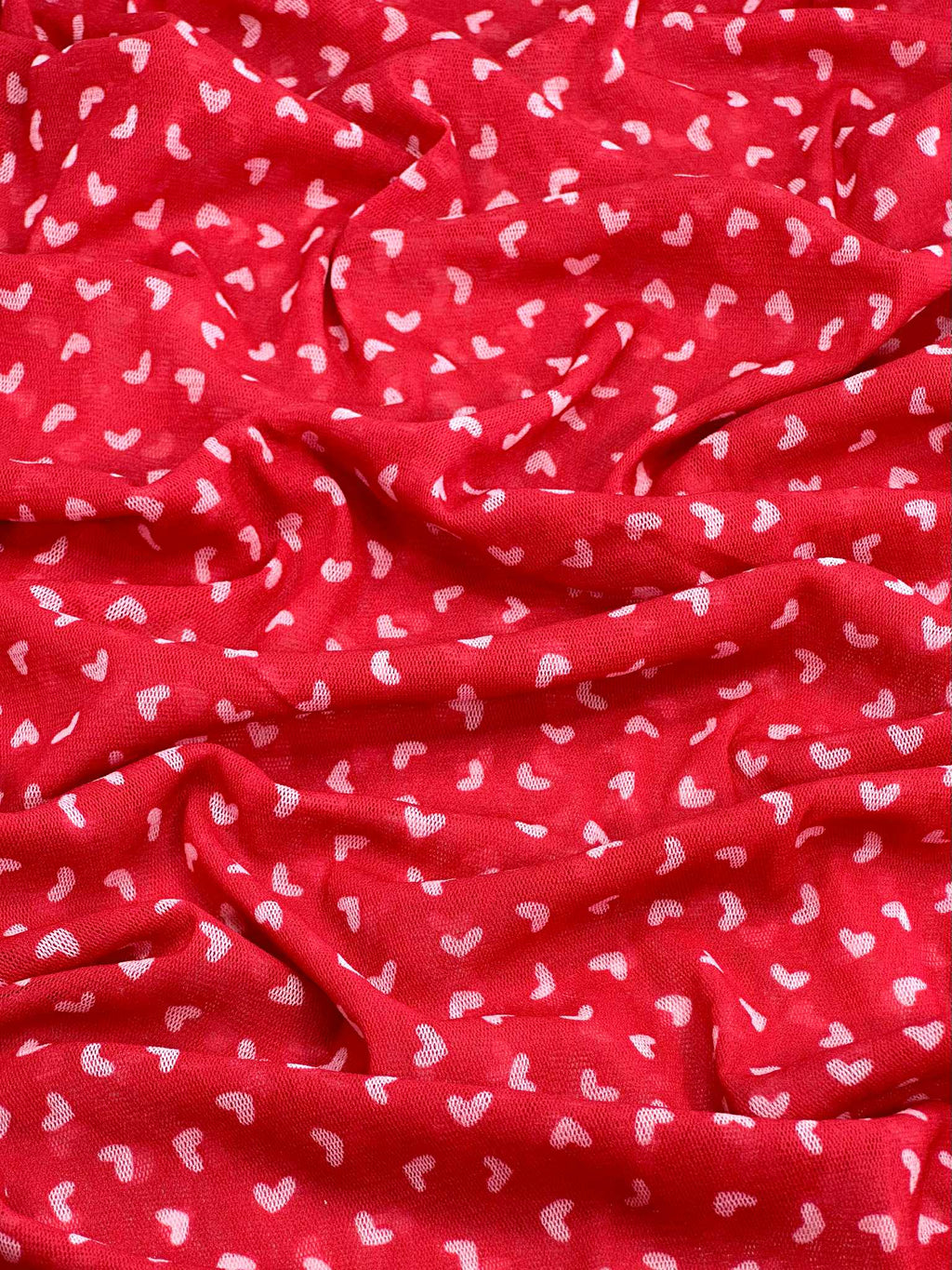 (MESH) TINY OFF WHITE HEARTS ON RED(4)