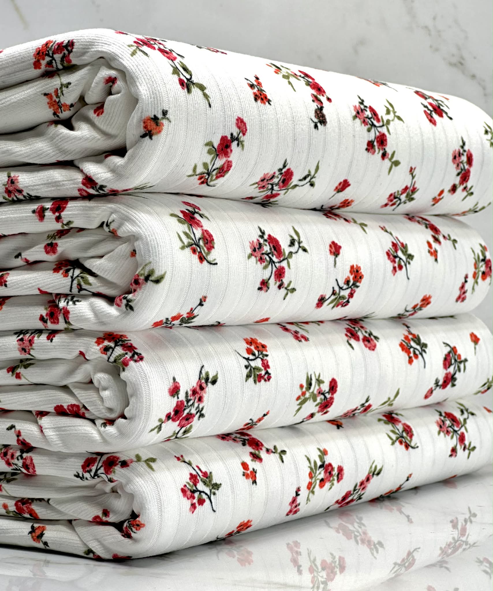 (8X2 RIB) RED FLOWERS ON OFF WHITE