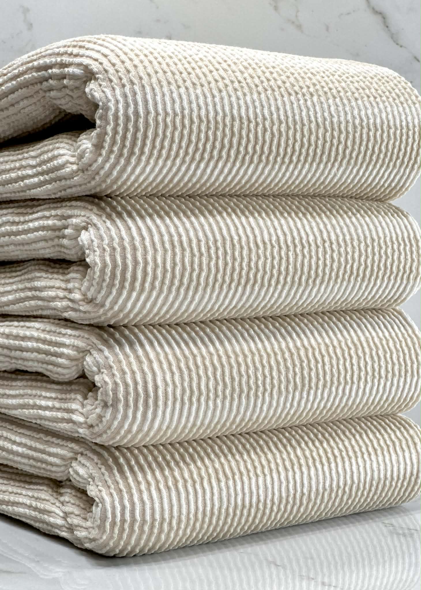 (URBAN RIB) STRIPES ON CREAM