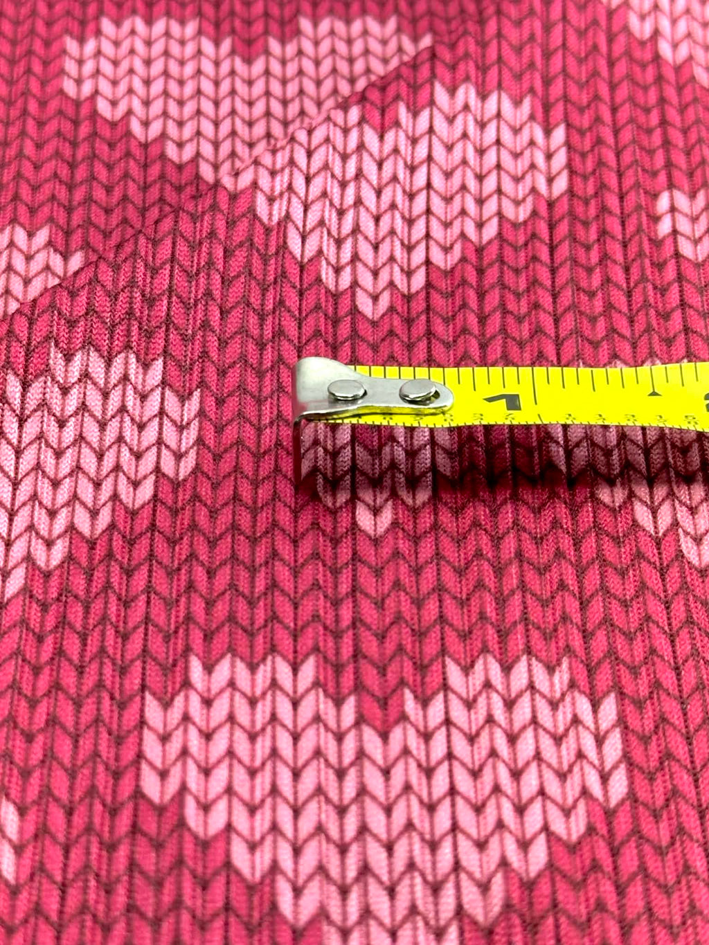 (4X2 YUMMY RIB) PINK KNIT HEARTS ON VINTAGE STRAWBERRY