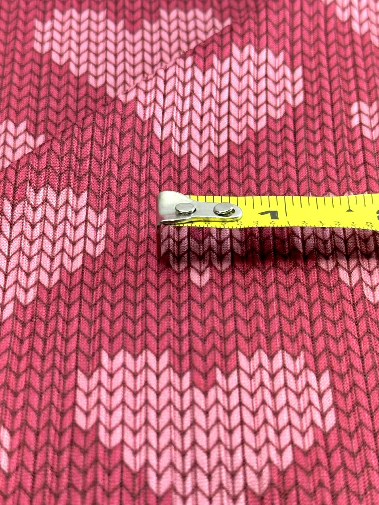 (4X2 YUMMY RIB) PINK KNIT HEARTS ON VINTAGE STRAWBERRY