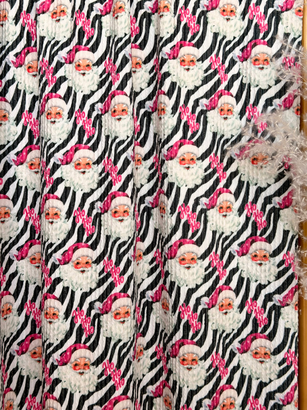 (URBAN RIB) SMALL PINK SANTA ON ZEBRA PRINT