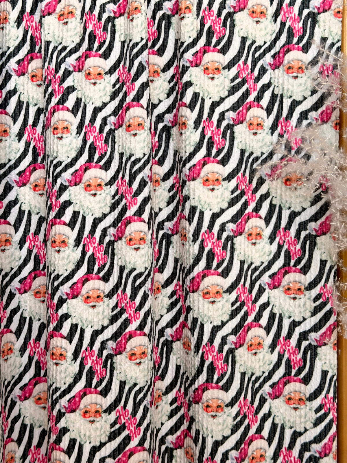 (URBAN RIB) SMALL PINK SANTA ON ZEBRA PRINT