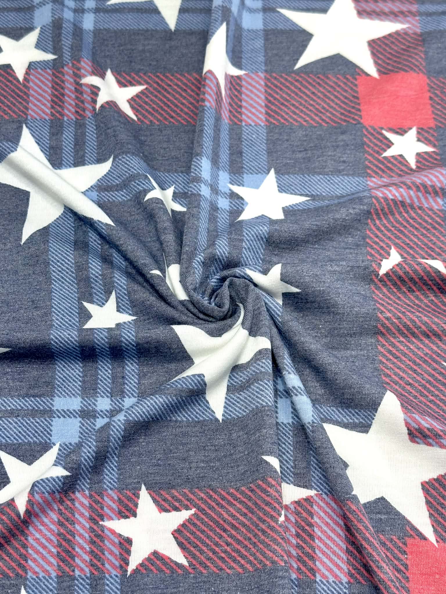 (KNIT) OFF WHITE STARS ON NAVY AND RED PLAID