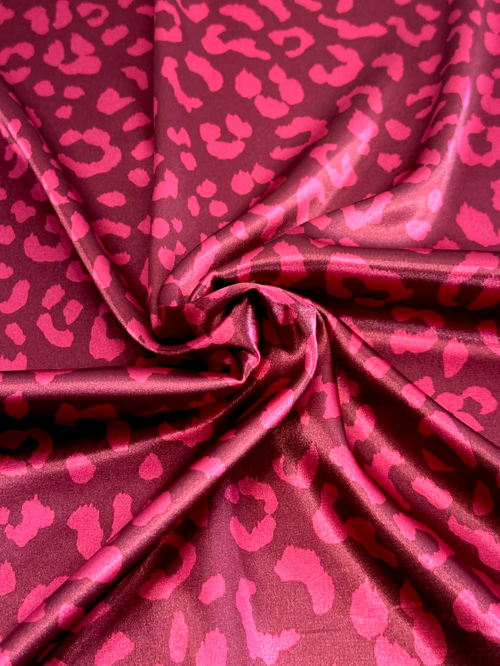 (SATIN) CHEETAH ON BURGUNDY