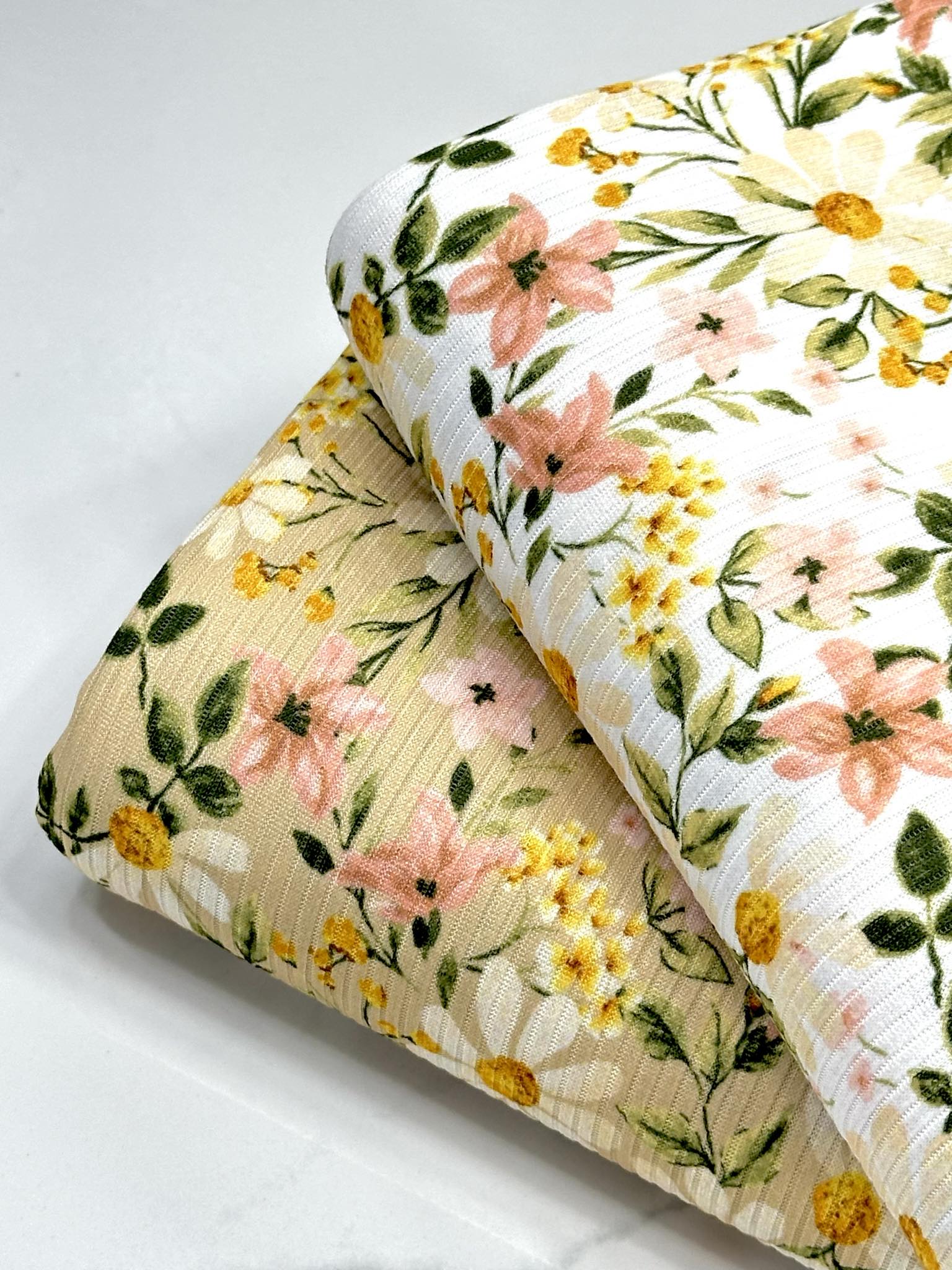 (YUMMY RIB) BLUSH AND IVORY FLOWERS ON OFF WHITE(3)