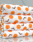 (YUMMY RIB) PUMPKINS AND BATS ON OFF WHITE