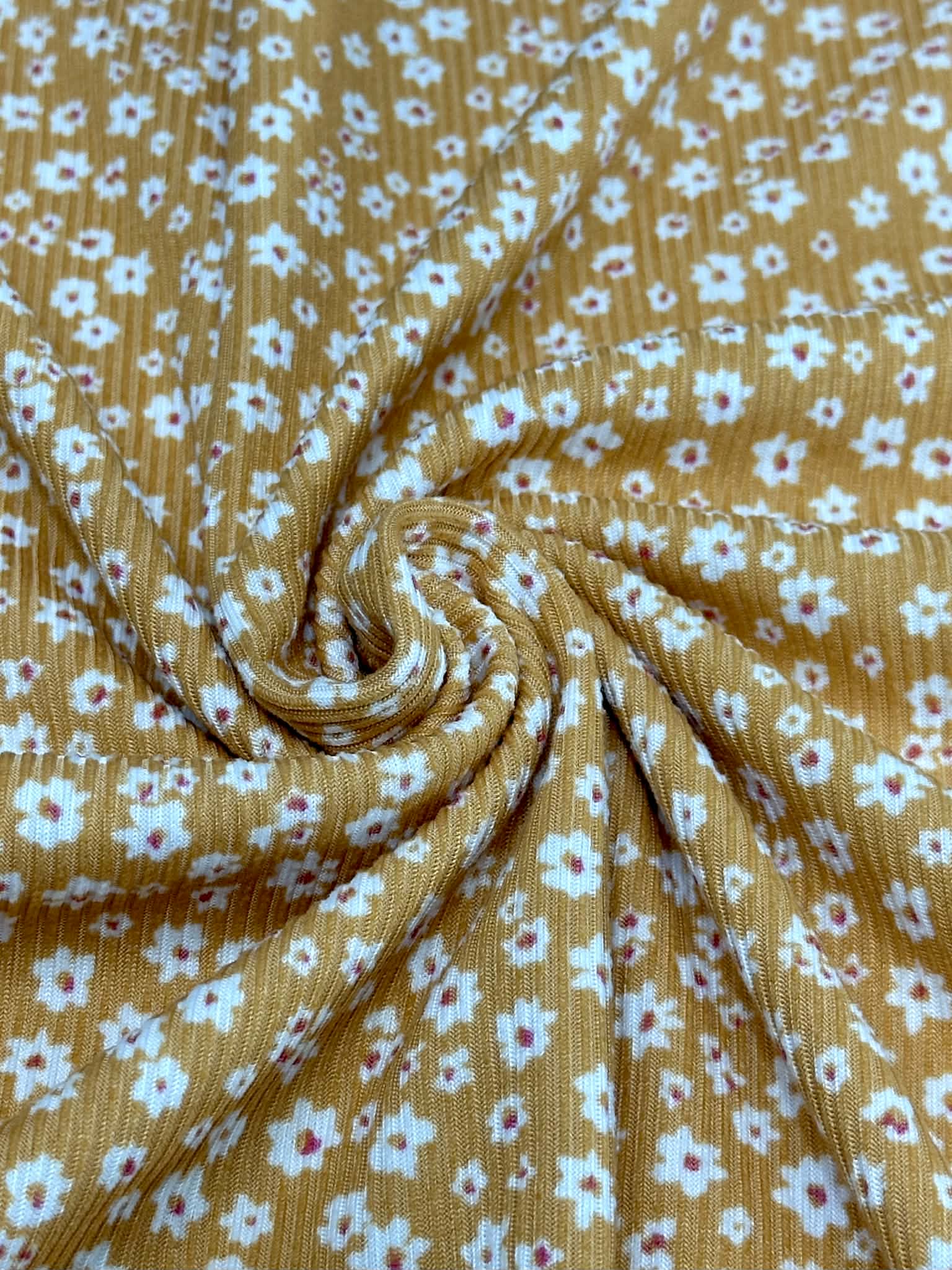(2X2 YUMMY RIB) OFF WHITE AND FUCHSIA TINY FLOWERS ON ORANGE