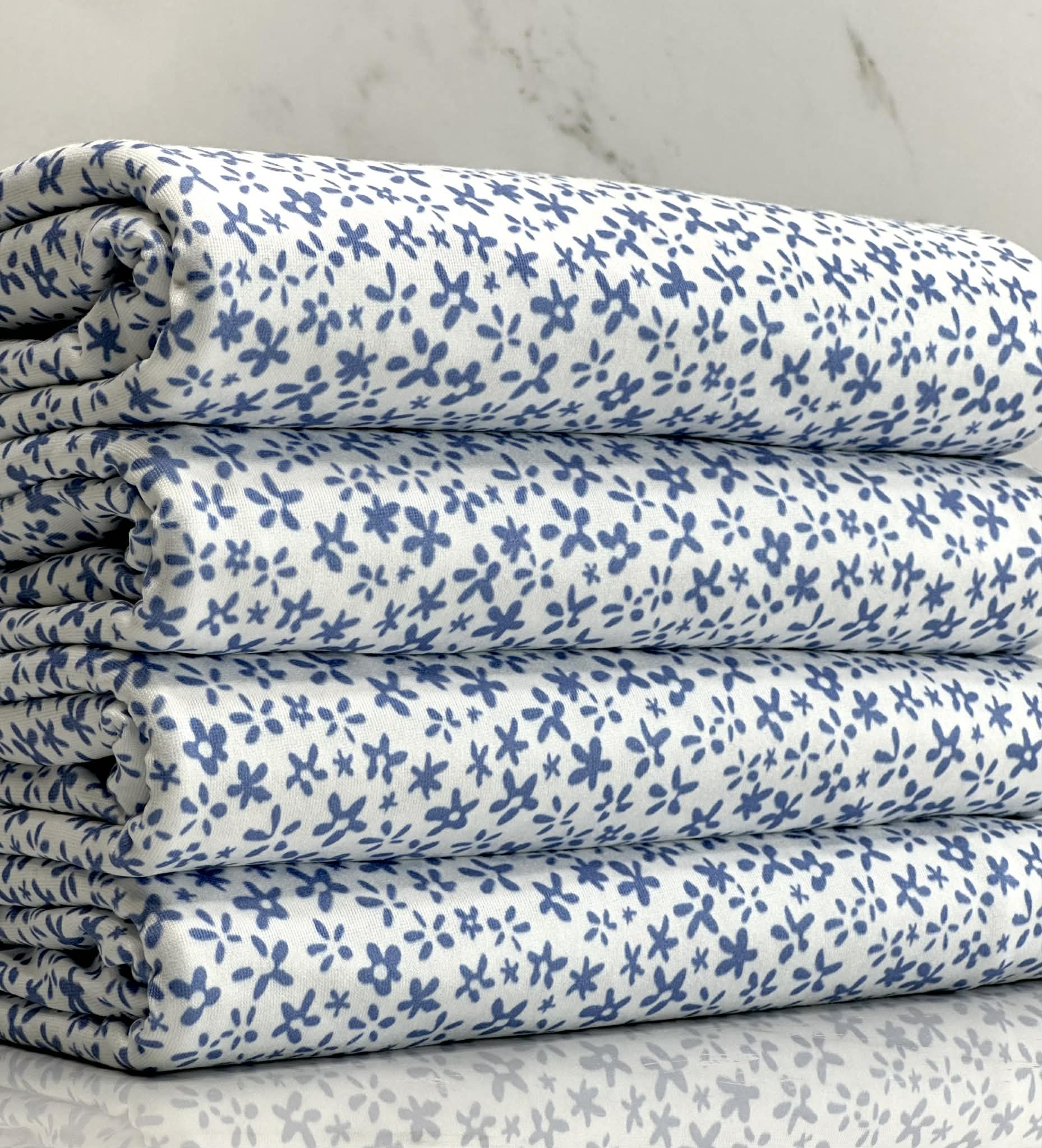 (DBP) TINY BLUE FLOWERS ON OFF WHITE