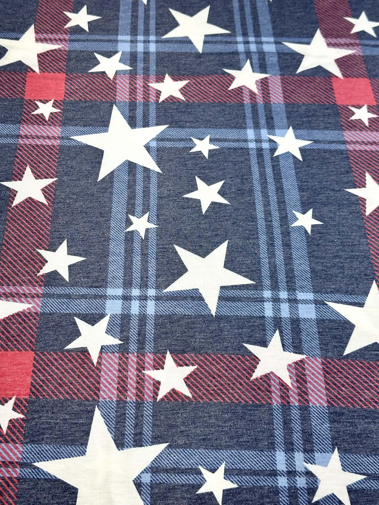 (KNIT) OFF WHITE STARS ON NAVY AND RED PLAID