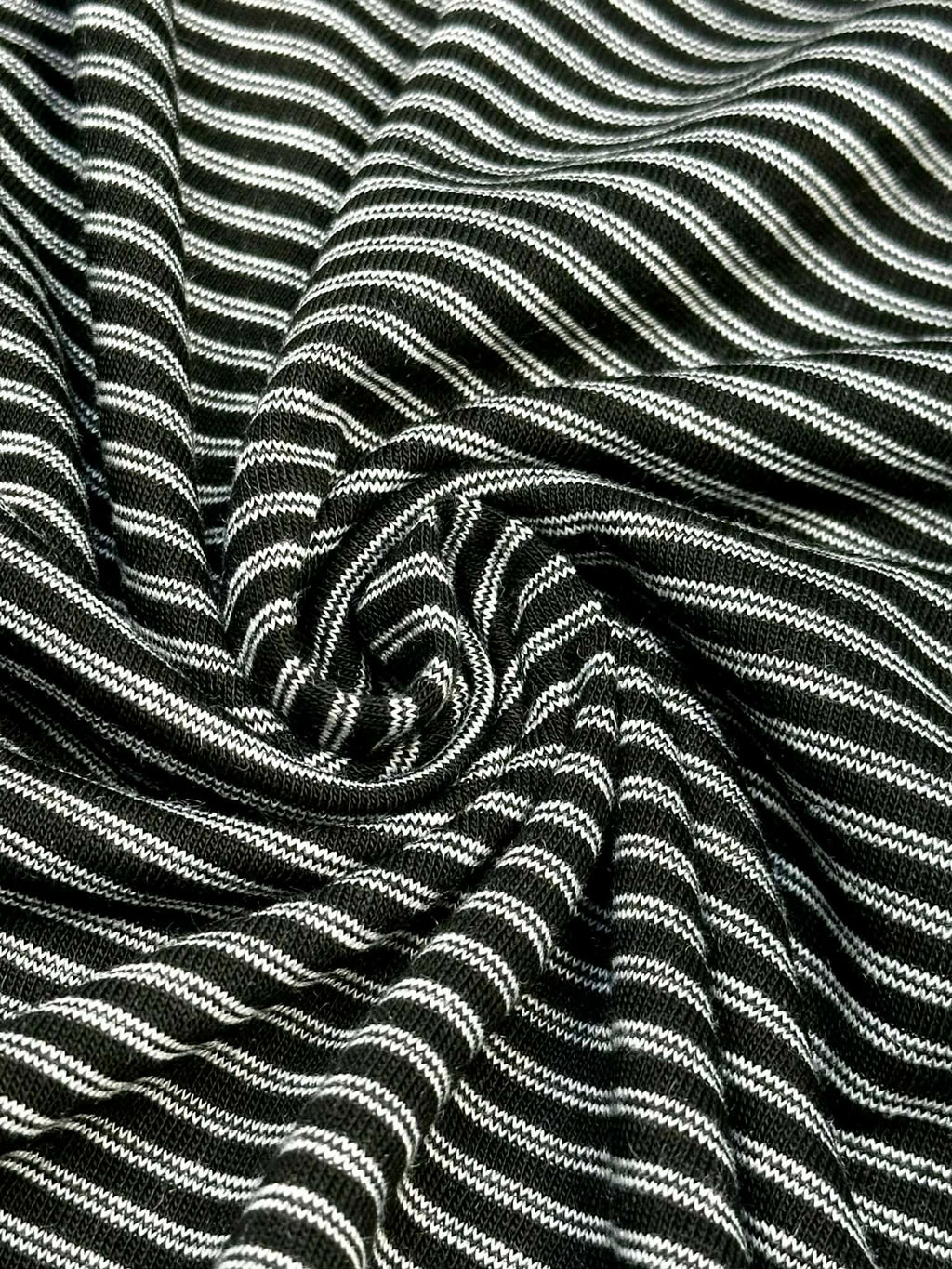 (KNIT) OFF WHITE DOUBLE STRIPE ON BLACK