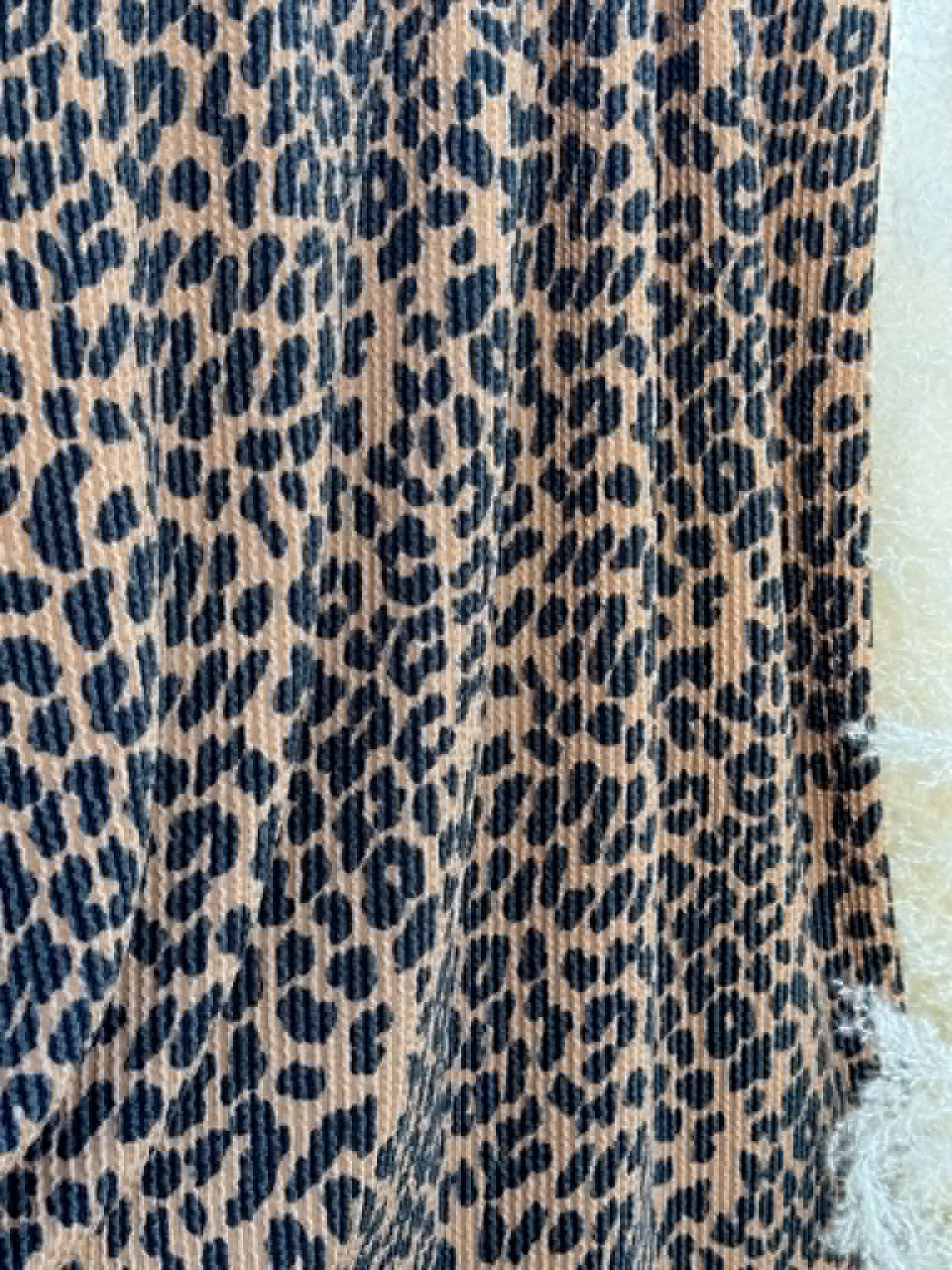 (URBAN RIB) BLACK LEOPARD ON CAMEL