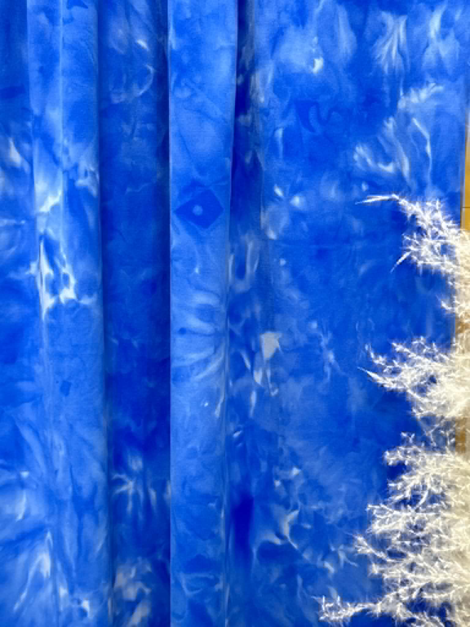(YOGA) BLUE AND OFF WHITE TIE DYE
