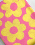 (KPR) BIG YELLOW DAISIES ON PINK