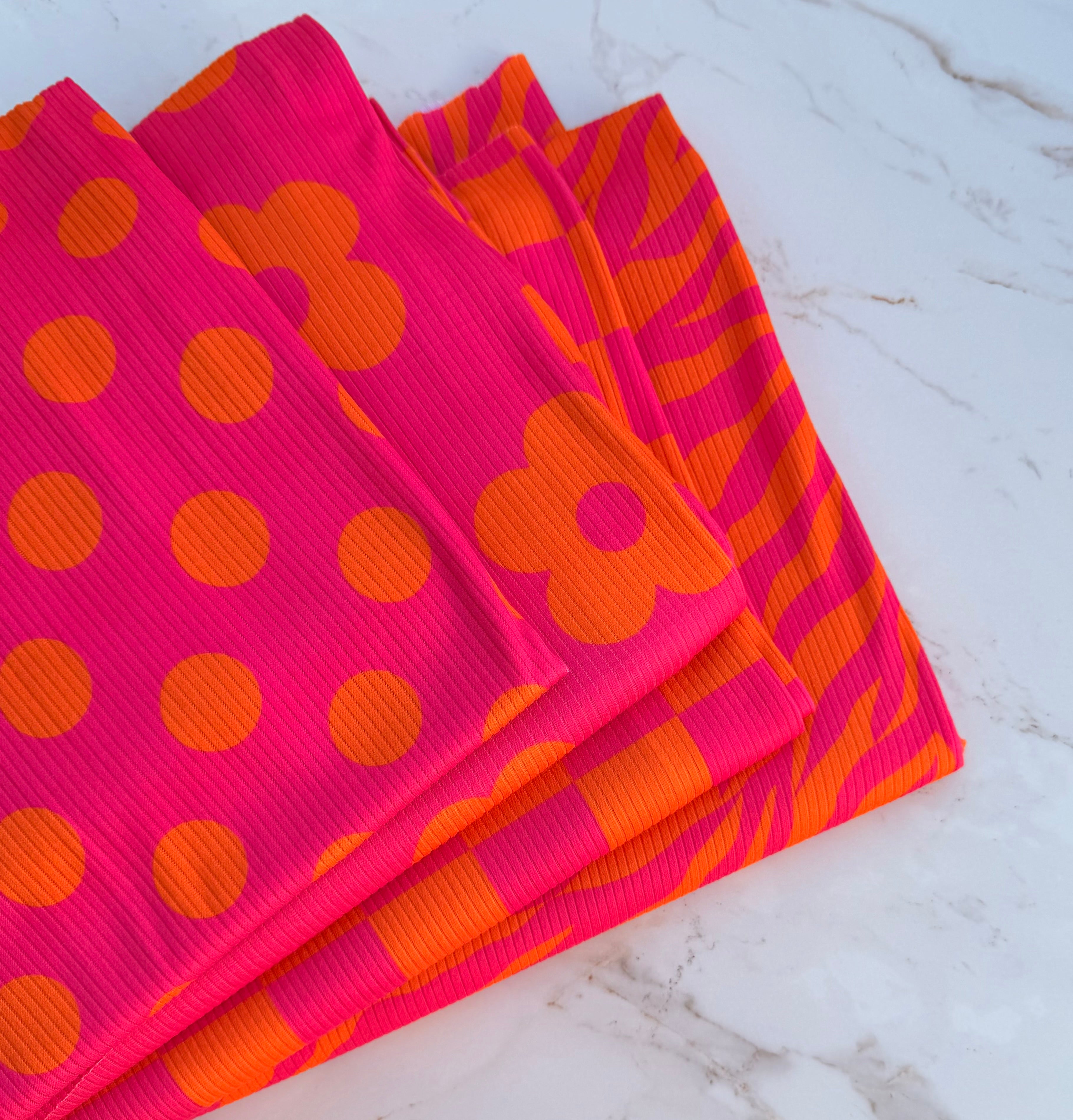 (4X2 YUMMY RIB) PINK AND ORANGE MEDIUM CHECKERED