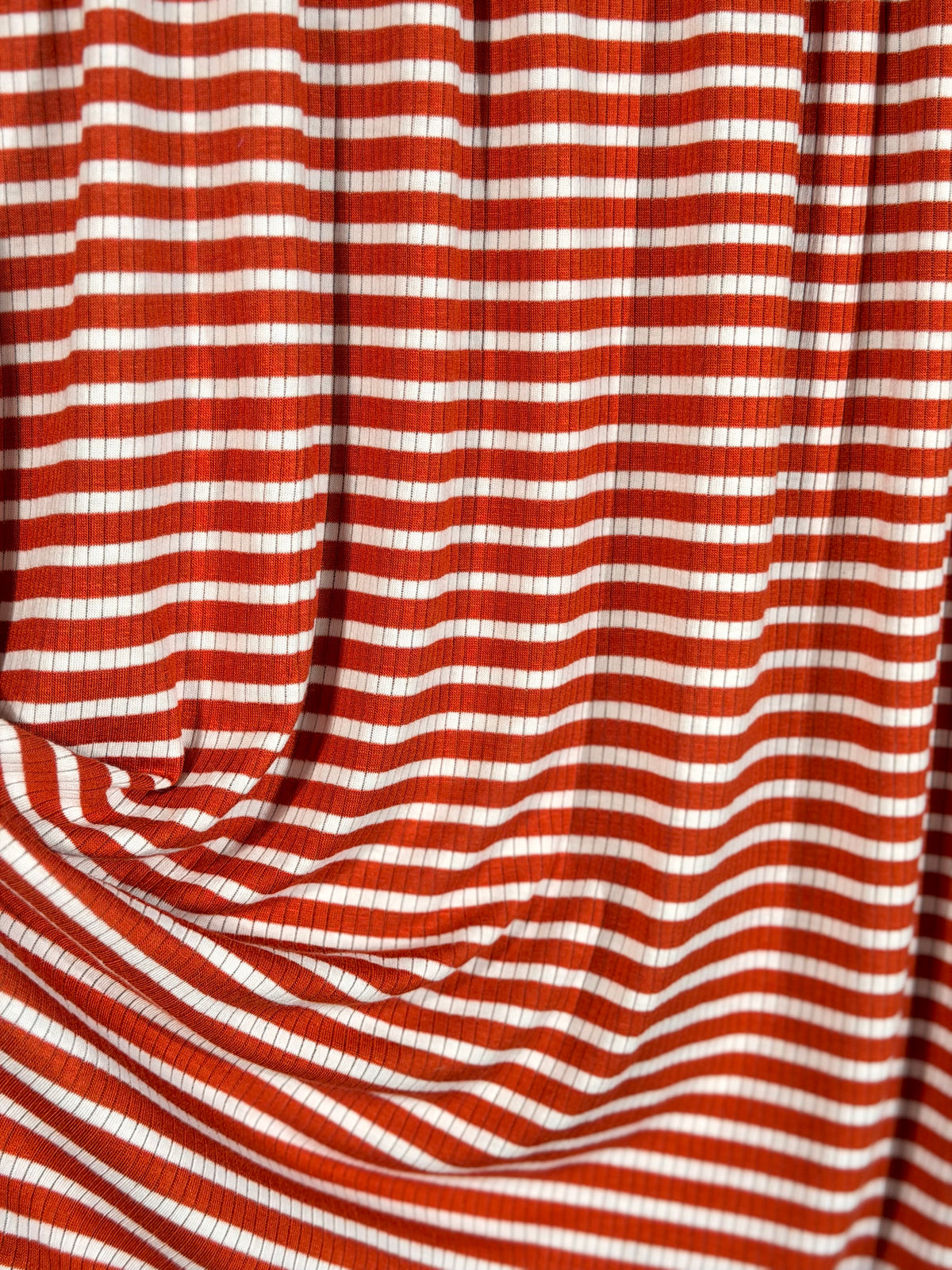 (4x2 YUMMY RIB) RUST AND OFF WHITE STRIPES