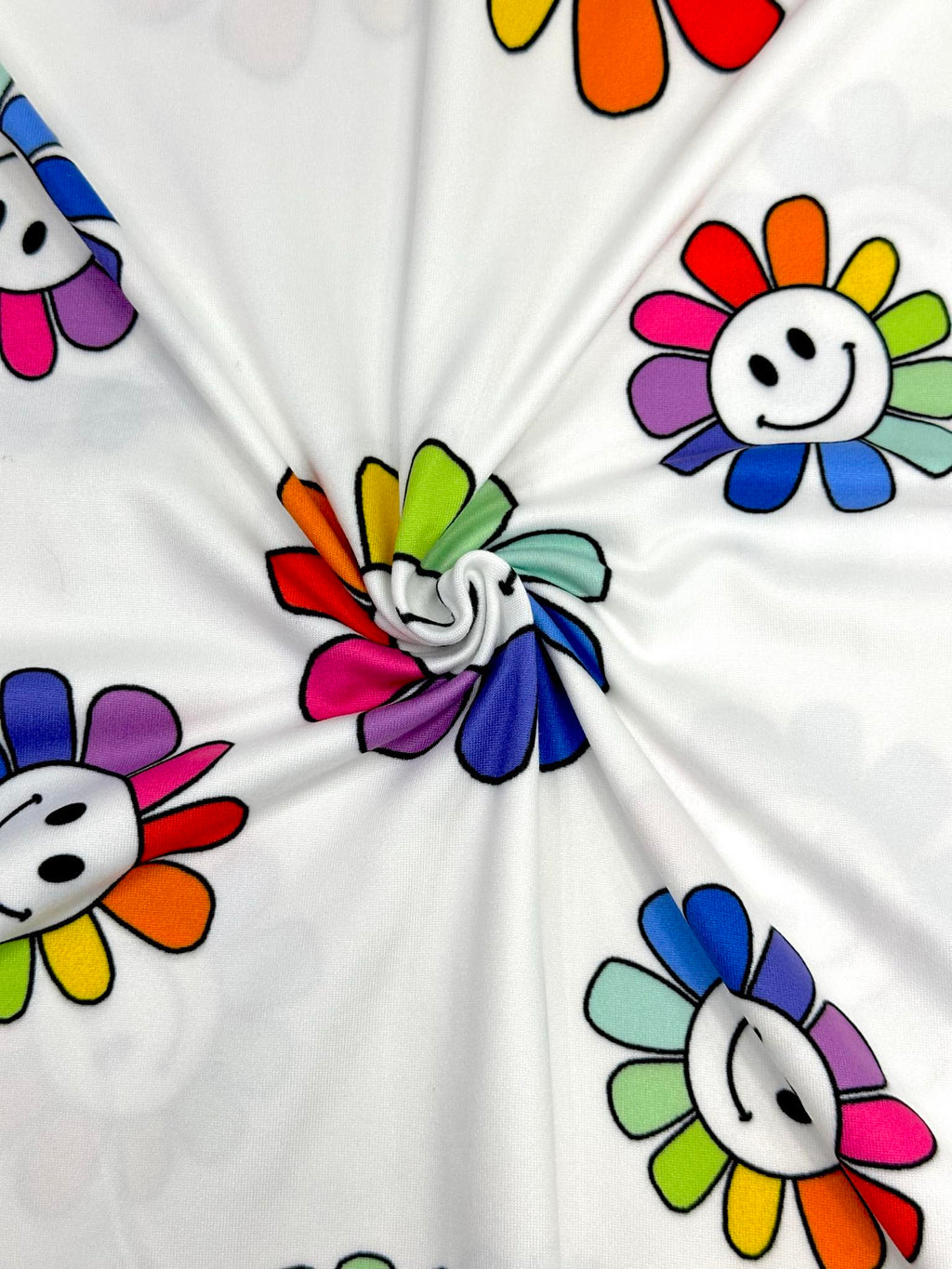 (DBP) HAPPY FACE RAINBOW DAISY FLOWERS ON OFF WHITE(1)