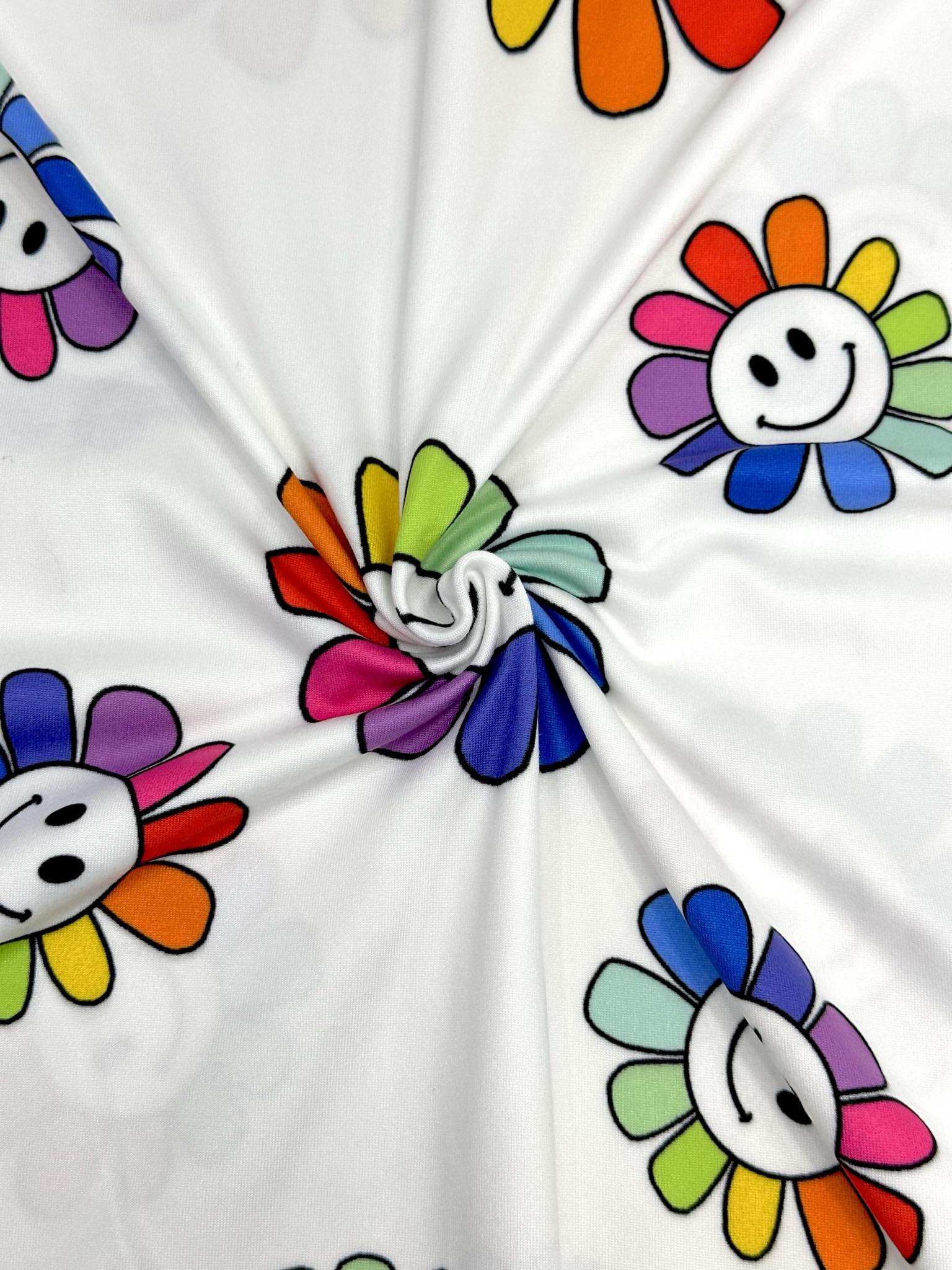 (DBP) HAPPY FACE RAINBOW DAISY FLOWERS ON OFF WHITE(1)