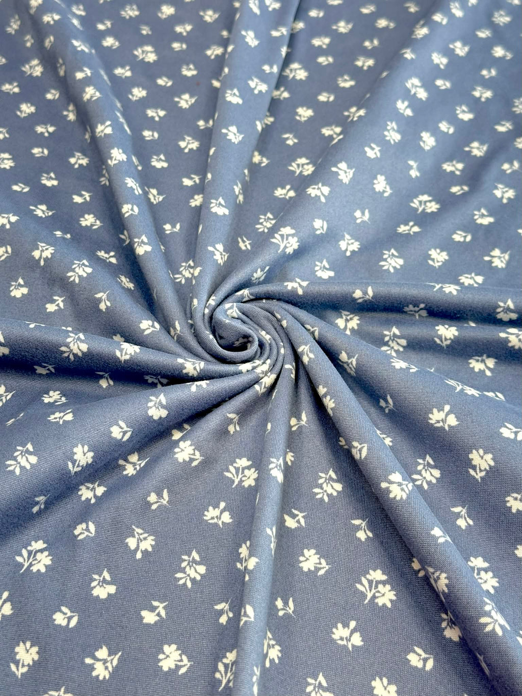 (DBP) TINY WHITE FLOWERS ON BLUE(3)