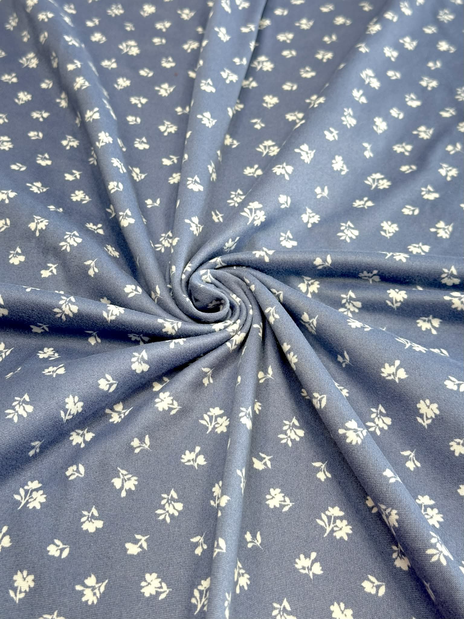 (DBP) TINY WHITE FLOWERS ON BLUE(3)
