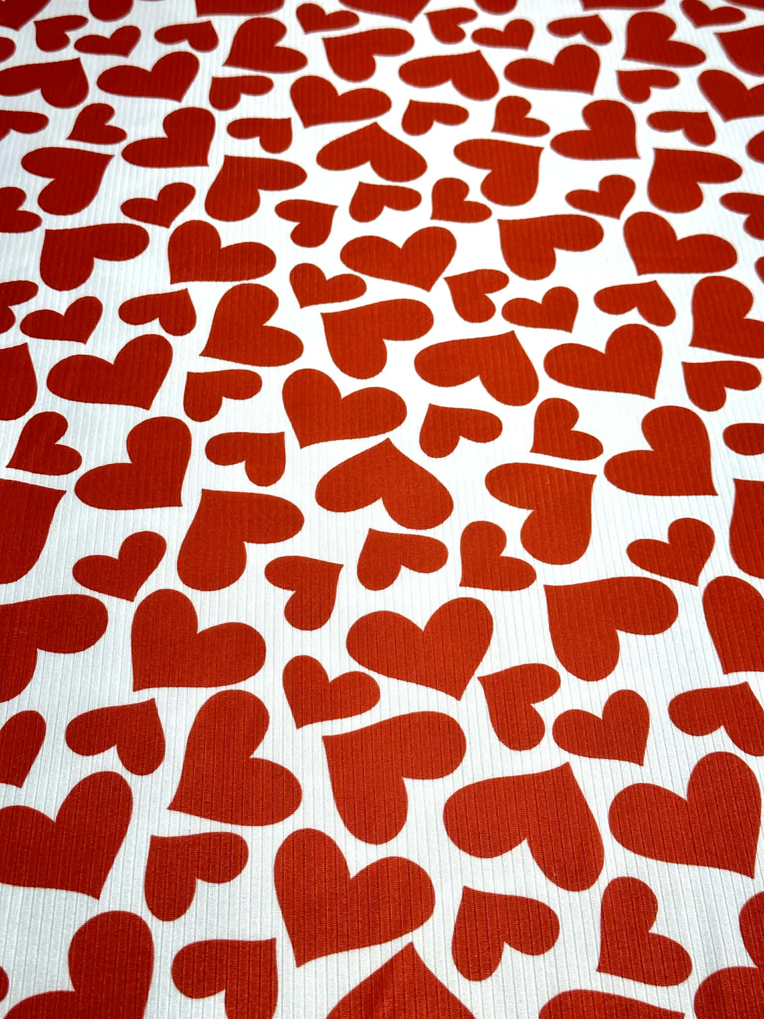 (4X2 YUMMY RIB) RED HEARTS ON OFF WHITE