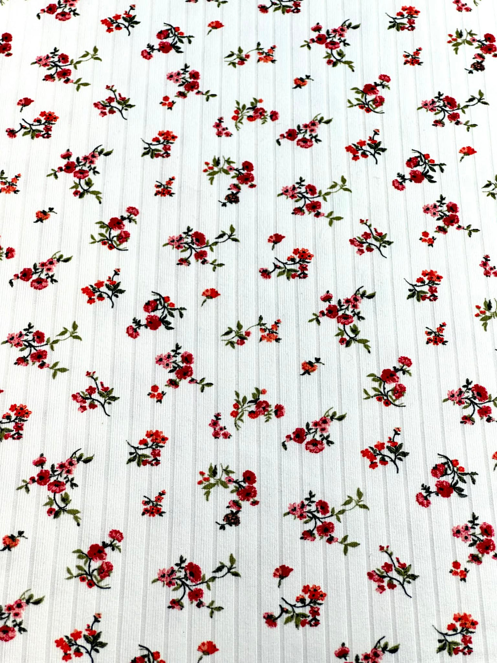 (8X2 RIB) RED FLOWERS ON OFF WHITE