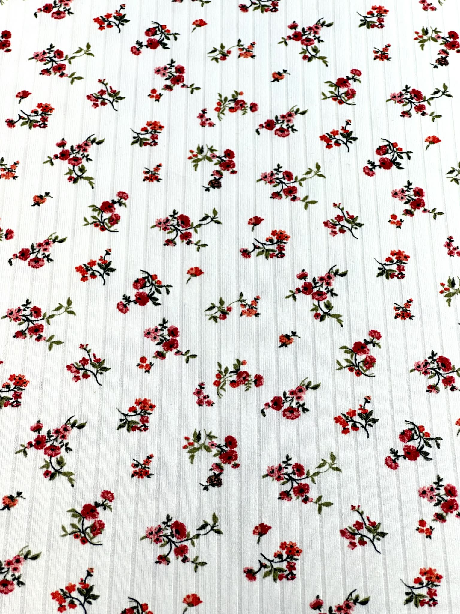 (8X2 RIB) RED FLOWERS ON OFF WHITE