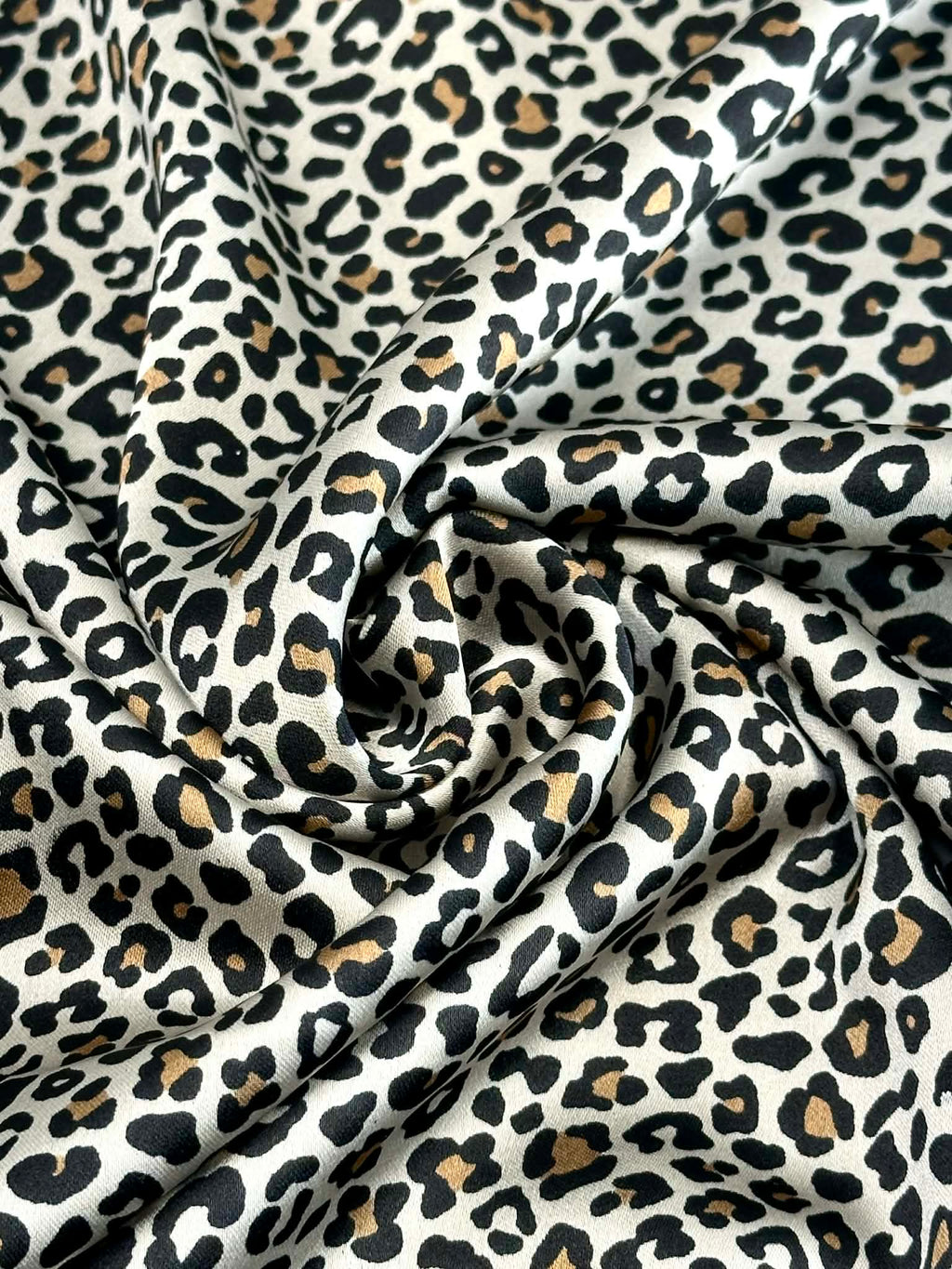 (SATIN) TINY CARAMEL CHEETAH ON TAUPE