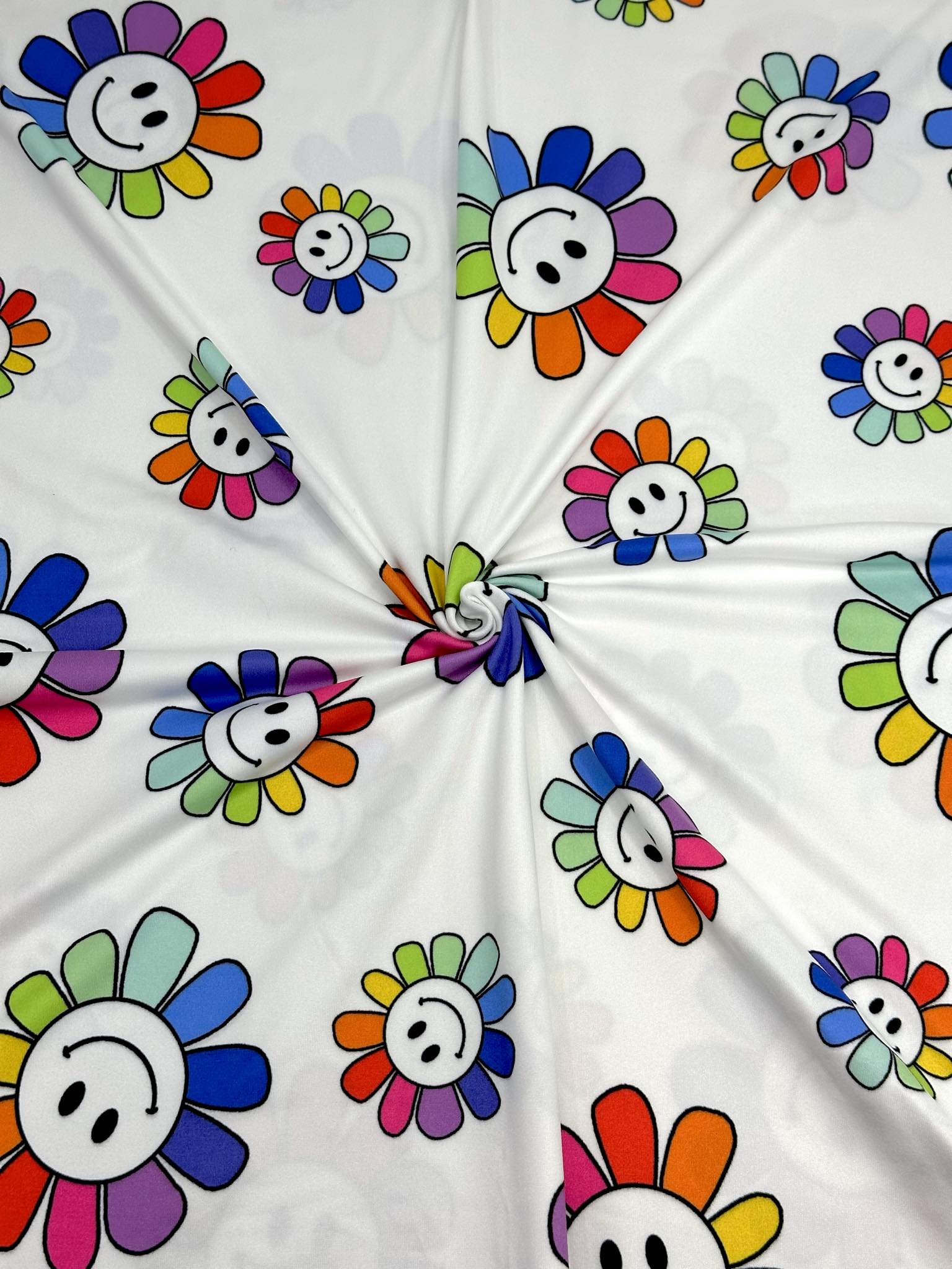 (DBP) HAPPY FACE RAINBOW DAISY FLOWERS ON OFF WHITE(1)