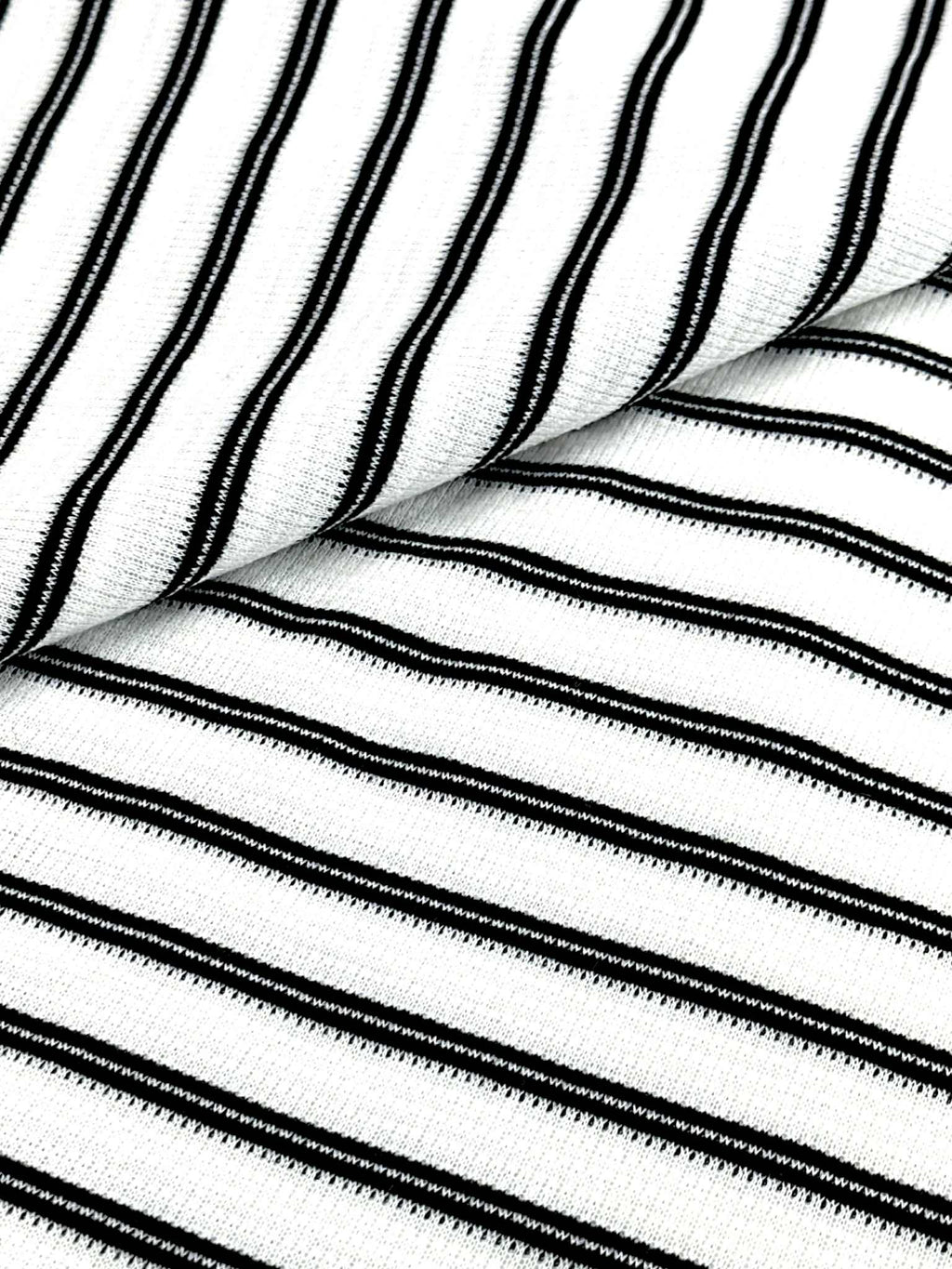 (KNIT) BLACK LINES ON OFF WHITE