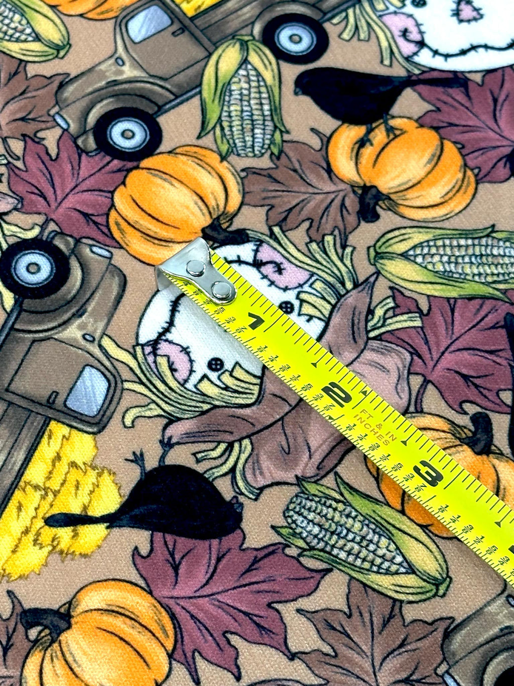 (SWEATER KNIT/OAKLEY) SMALL HAY TRUCKS, SCARECROWS & BLACK CROWS ON COFFEE (1)