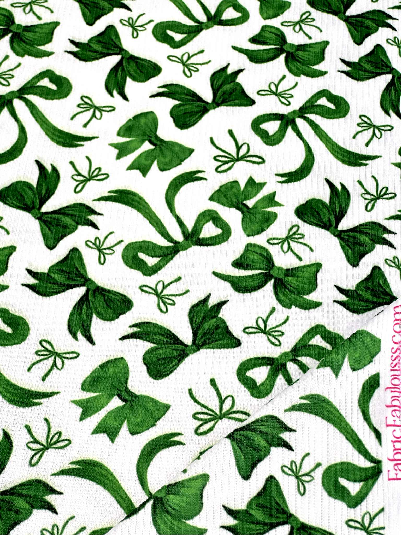 (4X2 RIB) GREEN BOWS ON OFF WHITE
