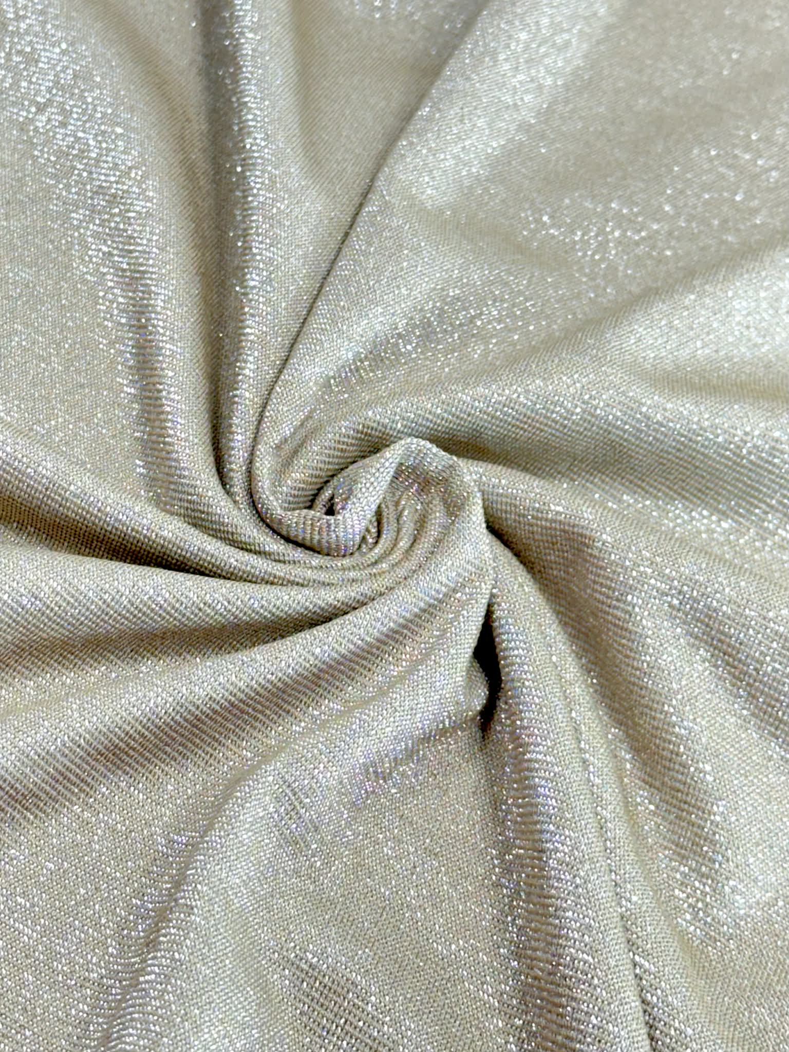 (KNIT) SILVER SHIMMER ON VINTAGE GOLD