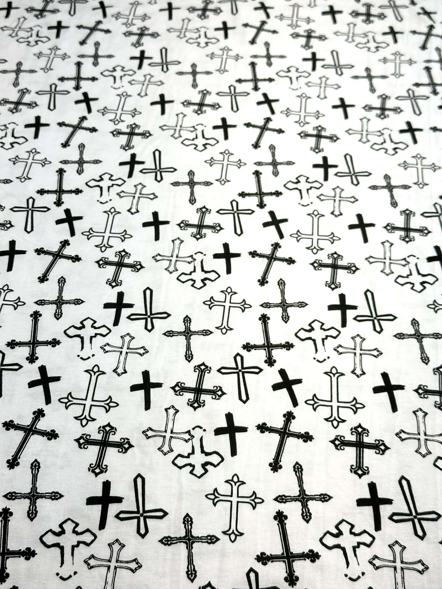(JERSEY KNIT) BLACK CROSSES ON OFF WHITE
