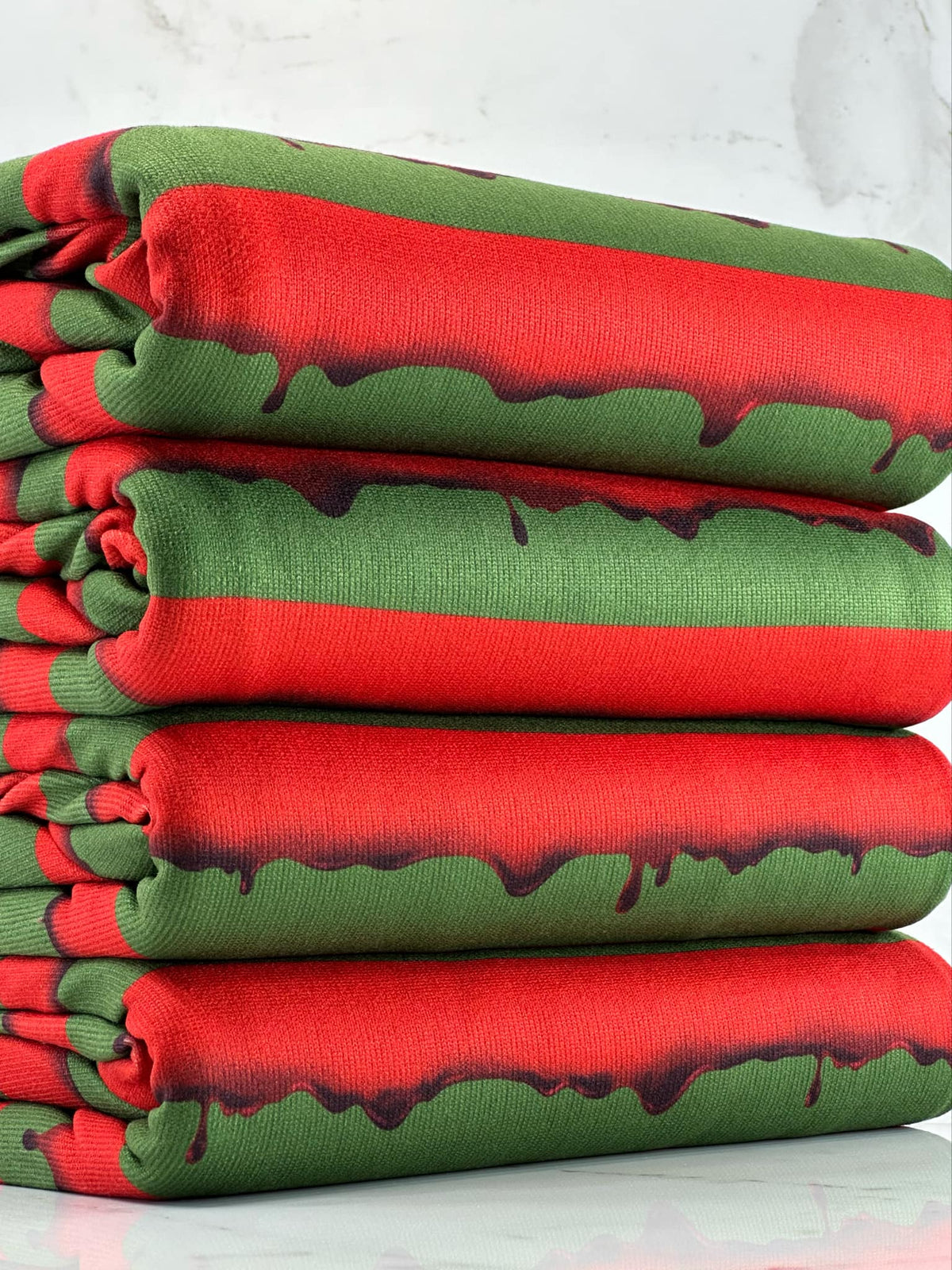 (SWEATER KNIT/OAKLEY) DRIPPING RED BLOOD ON DARK OLIVE (4)