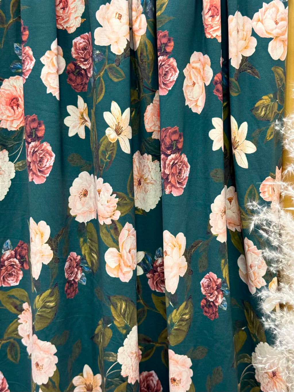 (SWIM) VINTAGE FLORAL ON DARK FOREST GREEN
