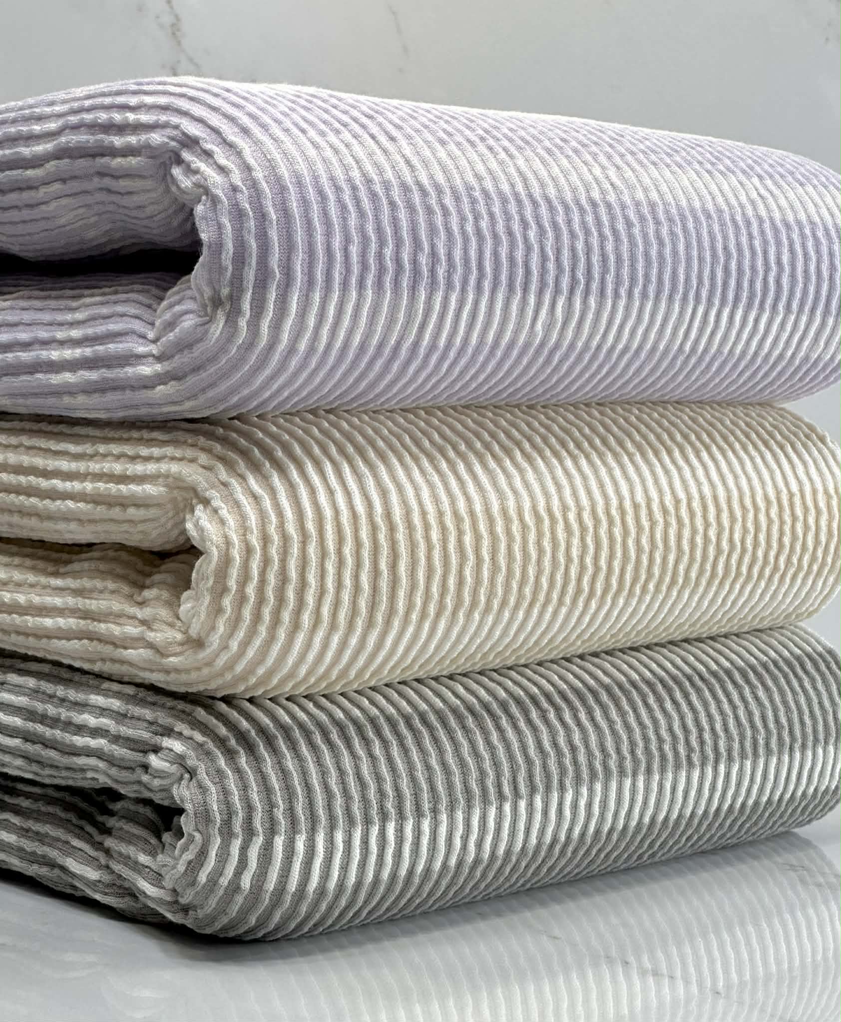 (URBAN RIB) STRIPES ON CREAM