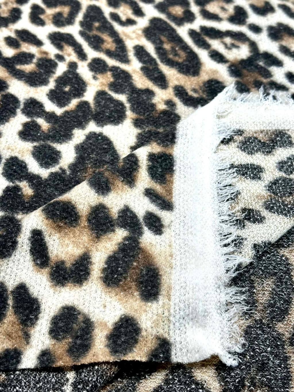 (MAKARON BRUSHED) BIG BROWN CHEETAH PRINT (3)