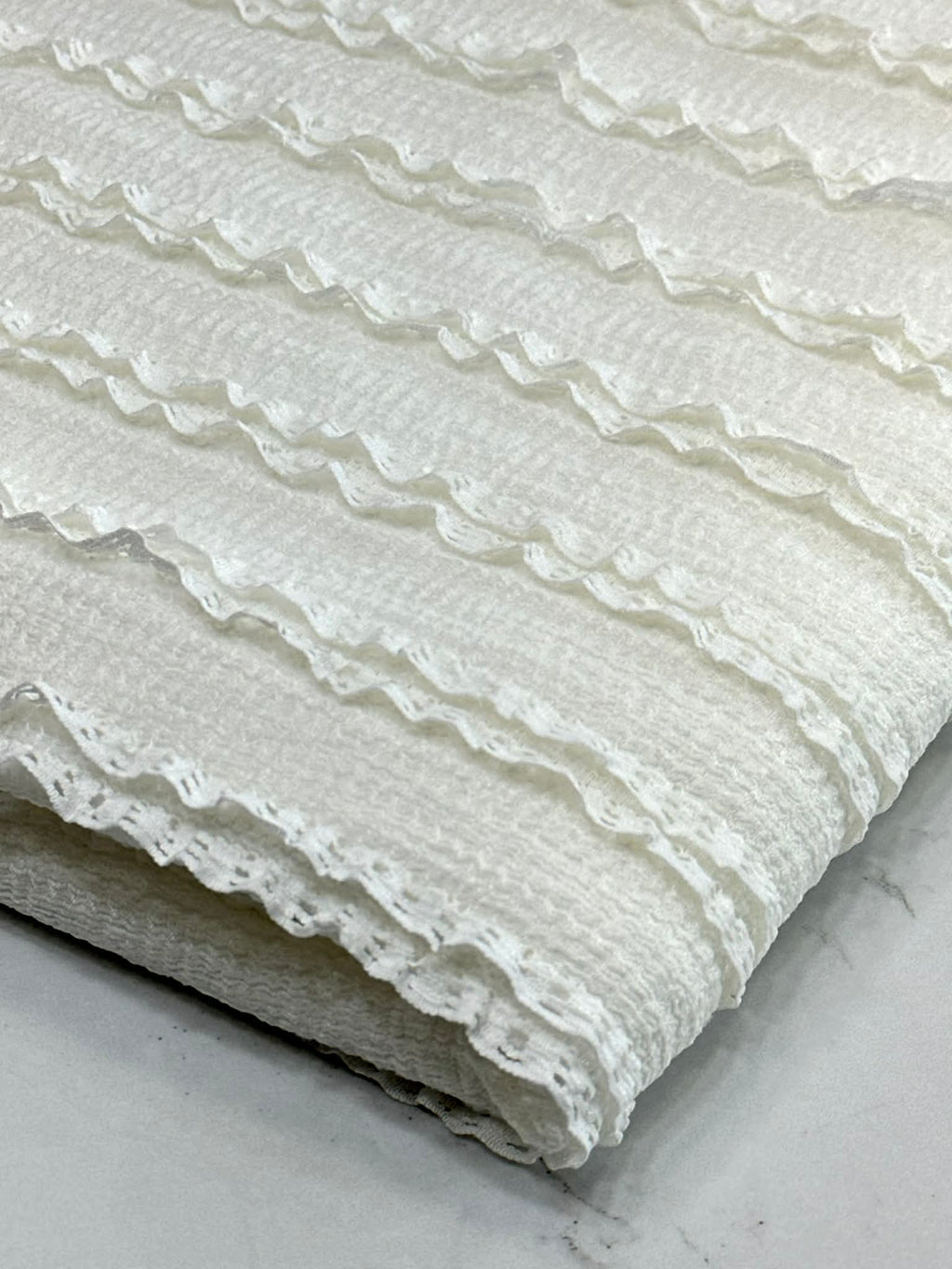 (RUFFLE LACE) OFF WHITE