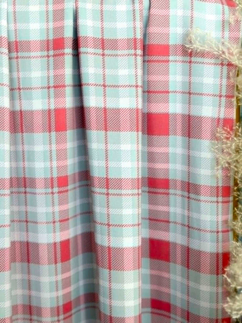 (WOVEN) LIGHT GRAY AND CORAL PLAID