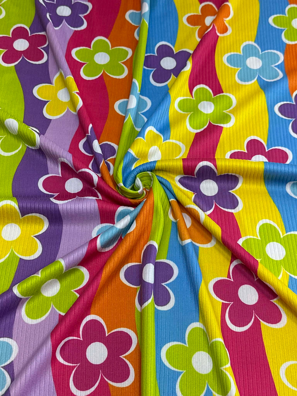 (4X2 YUMMY RIB) BRIGHT COLORFUL FLOWERS ON COLORFUL WAVE
