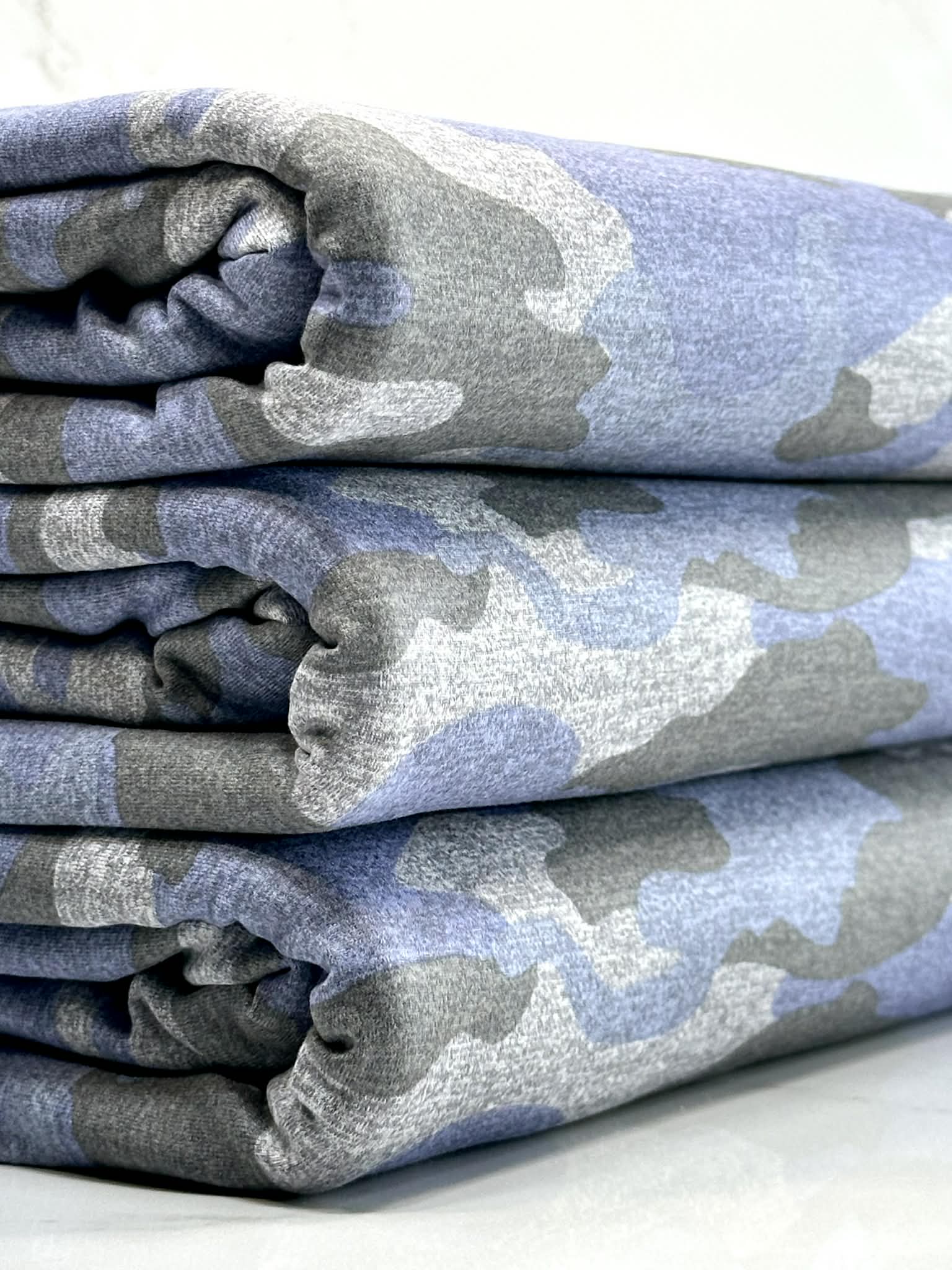 (YOGA) BLUE, GRAY, AND OFF WHITE CAMOUFLAGE