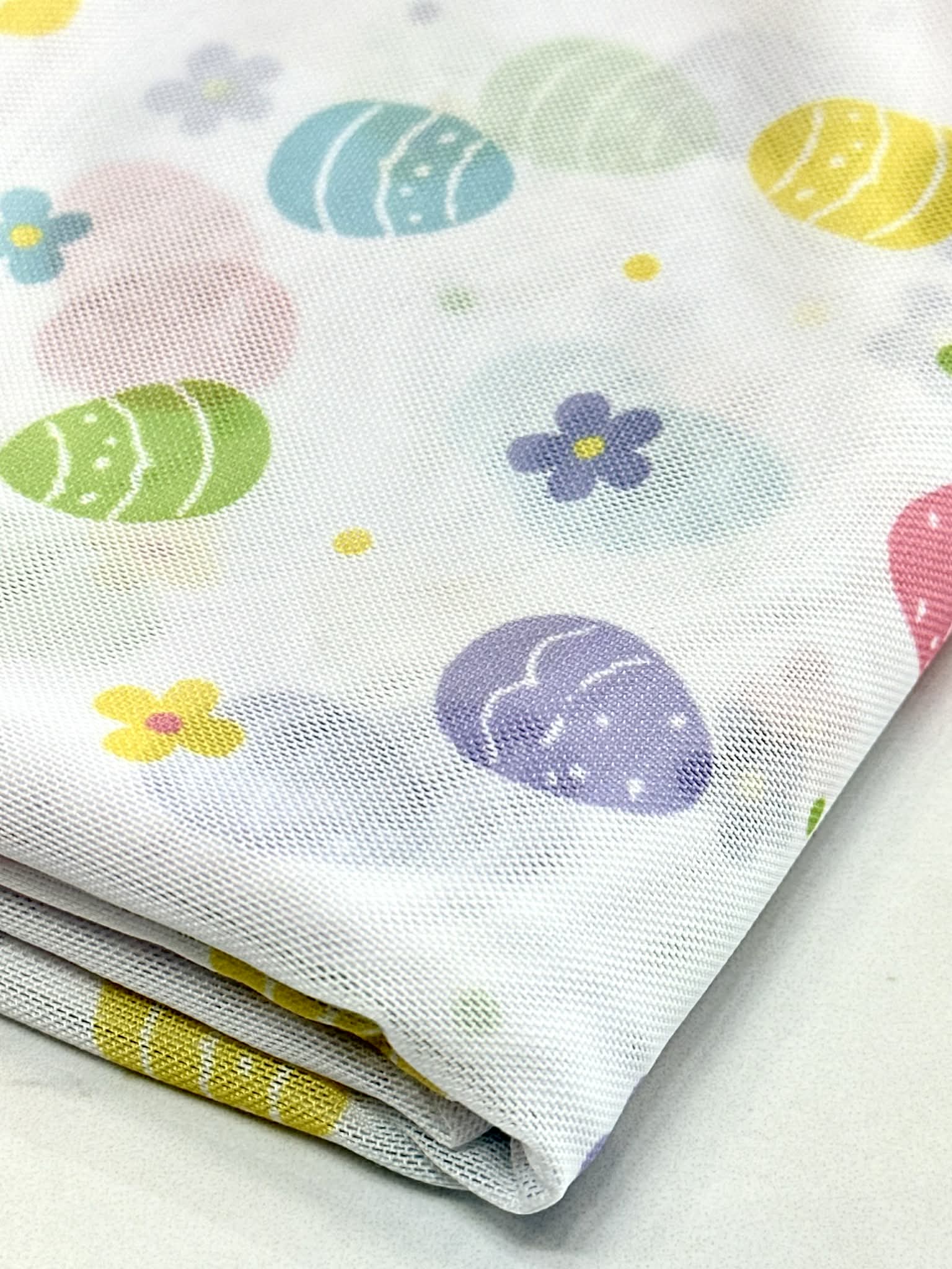 (MESH) PASTEL COLOR EGGS AND TINY FLOWERS ON OFF WHITE
