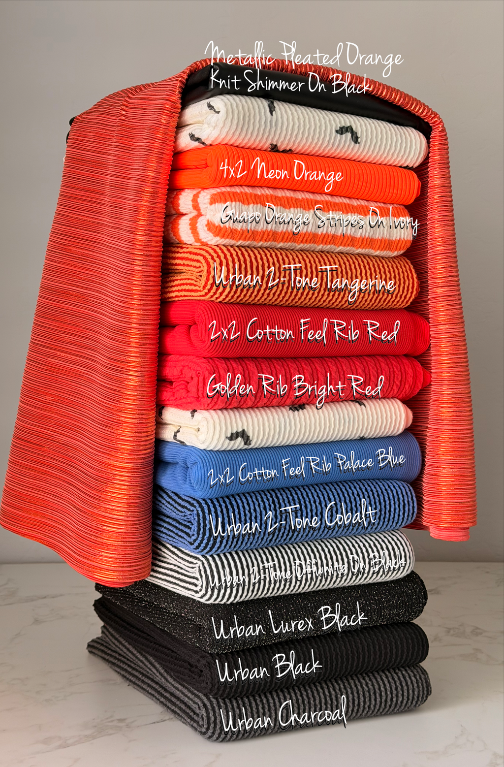 (URBAN RIB) BLACK BATS ON OFF WHITE