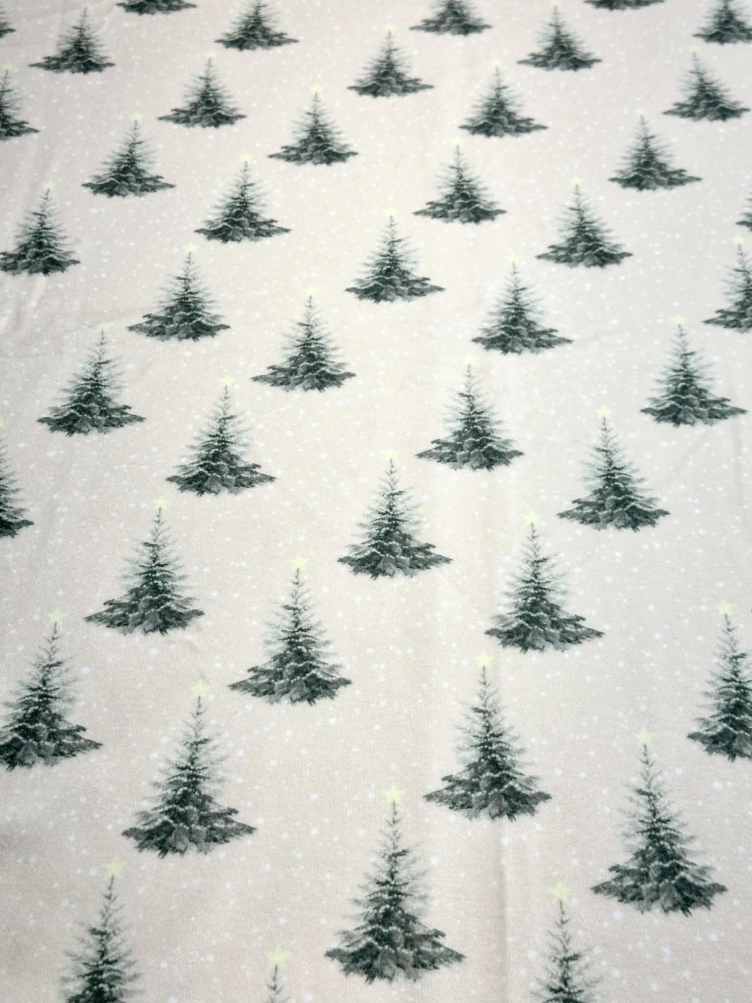 (BRUSHED SWEATER KNIT) PINE TREES ON CREAM