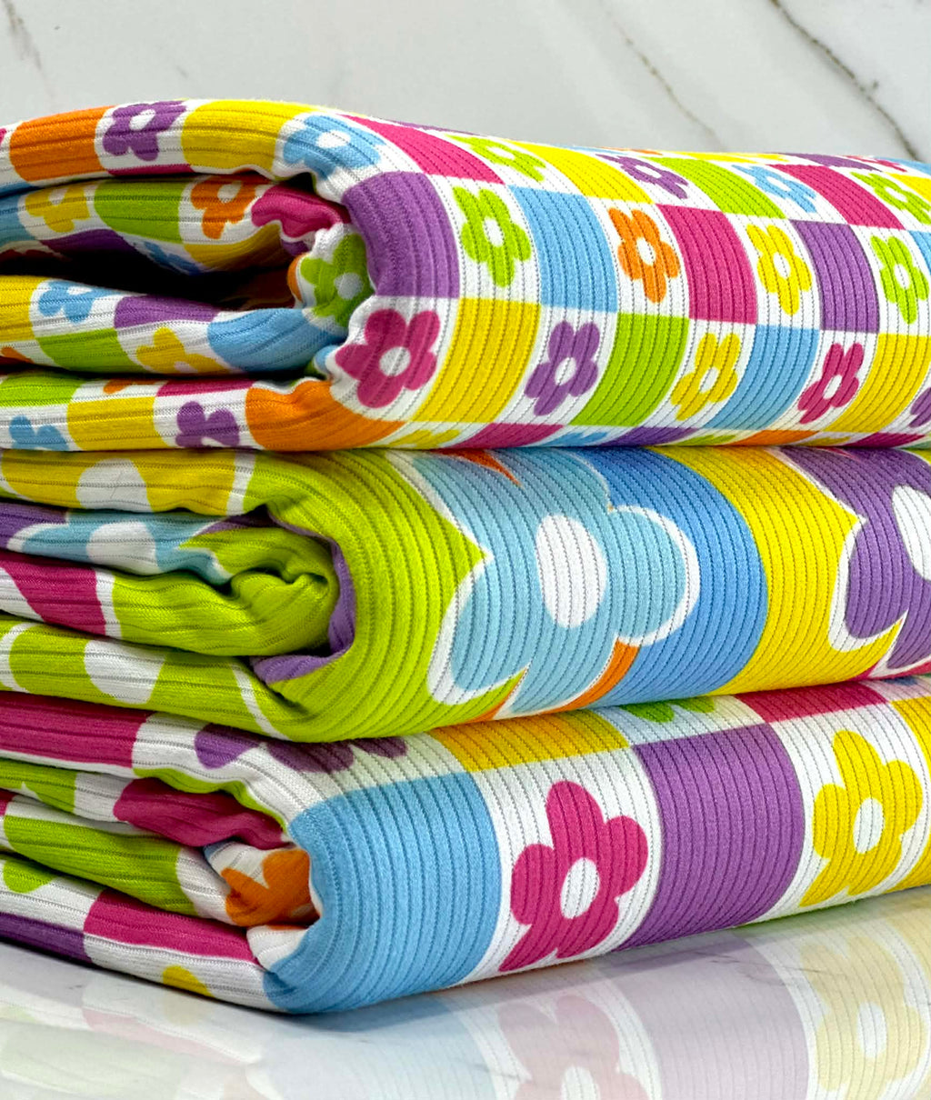 (4X2 YUMMY RIB) MEDIUM BRIGHT COLORFUL FLOWERS AND CHECKERED PATTERN (3)