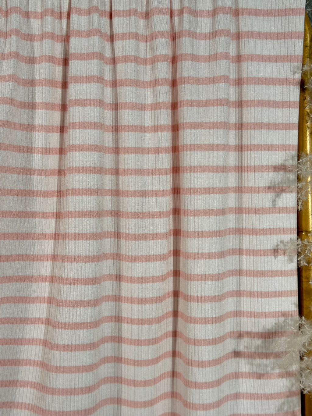 (4X2 RIB) LIGHT PINK STRIPES ON OFF WHITE